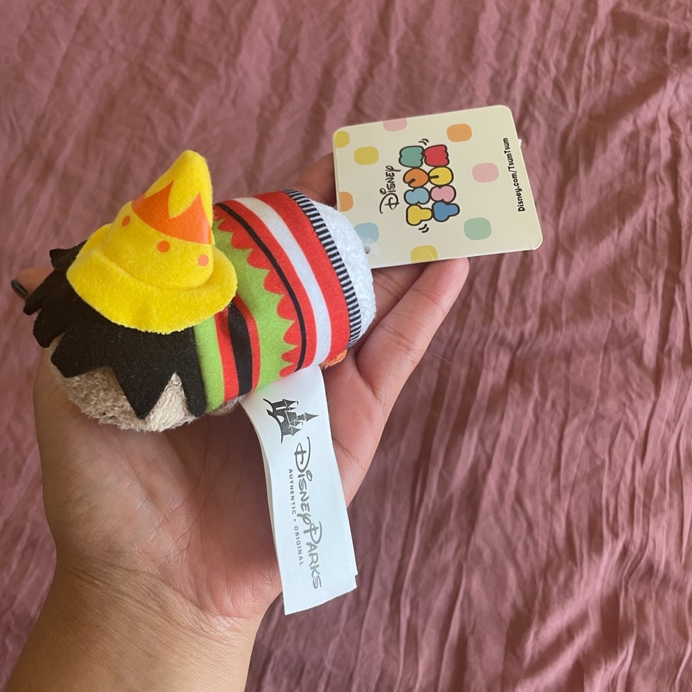 Small World Tsum Tsum - Picture 2 of 4